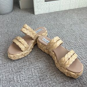 Steven Madden Cannes Slip On Sandal